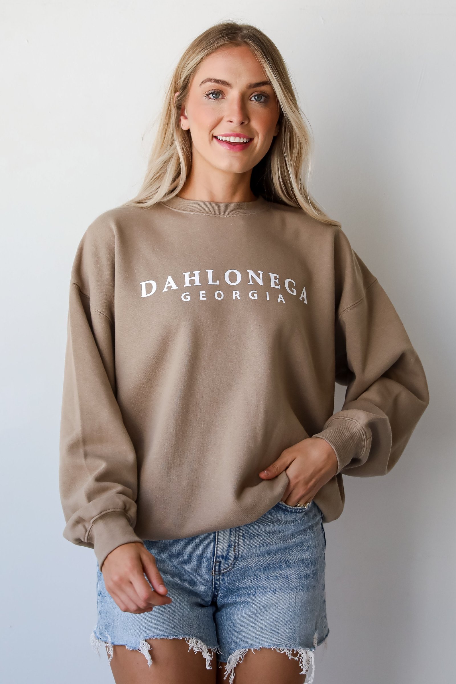 Tan Dahlonega Georgia Sweatshirt DN2